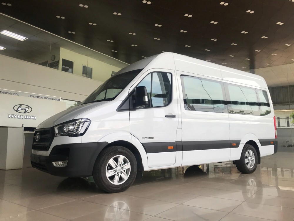 Xe-Hyundai-Solati-D-2025