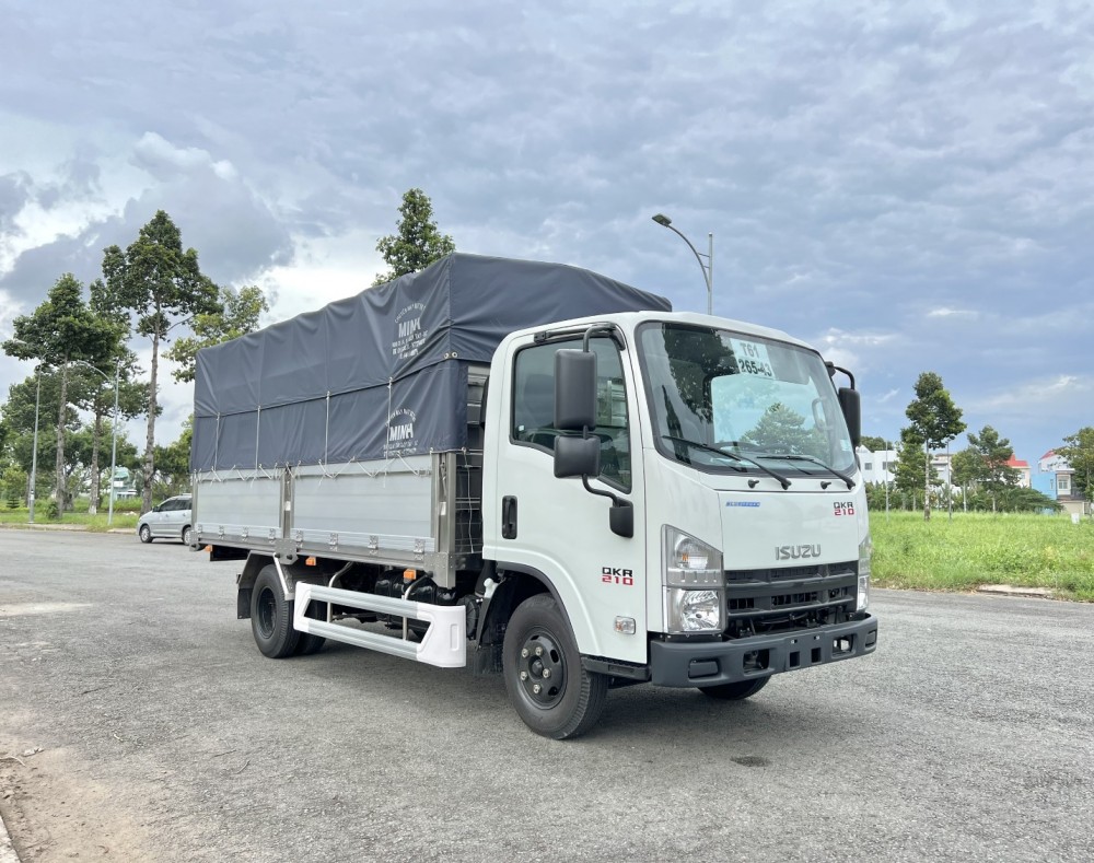 Isuzu QKR H