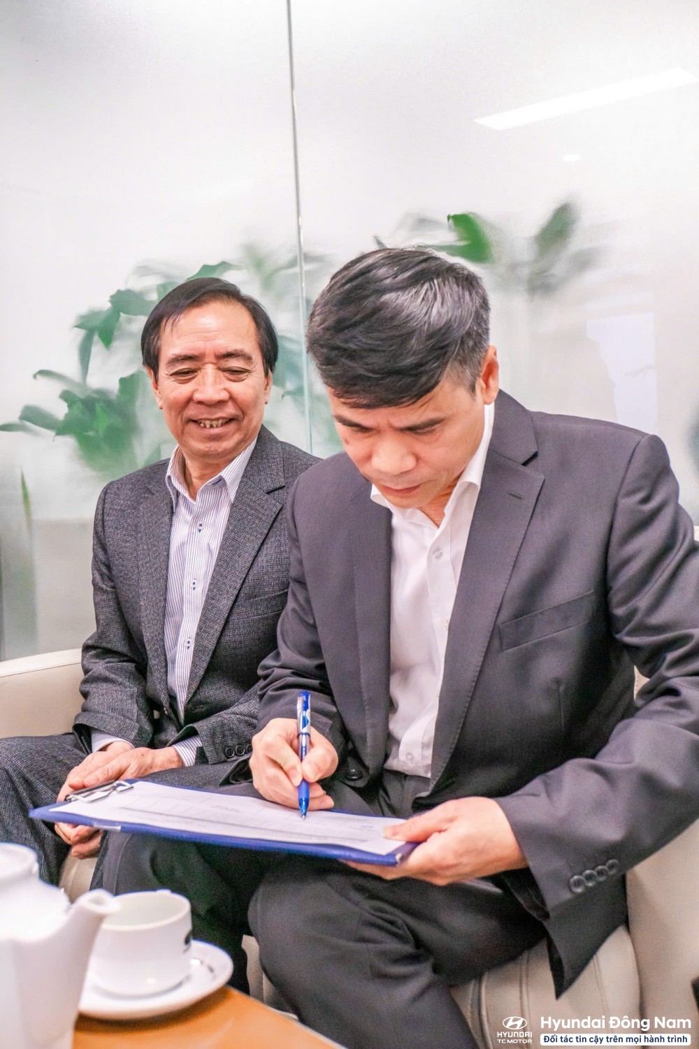 Hyundai Đông Nam xông đất HTCV