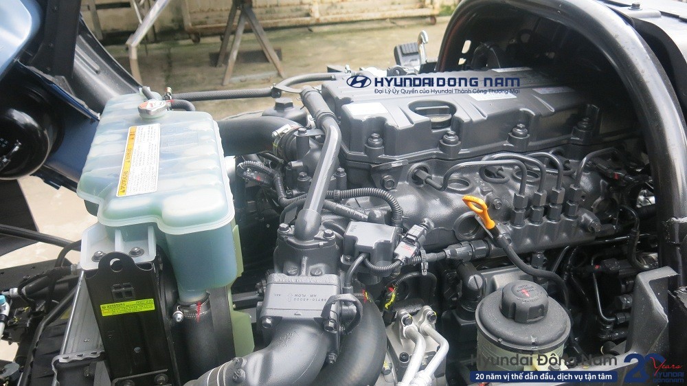 dong co d4ga tren xe hyundai ex11xl 7 tan hyundai dong nam