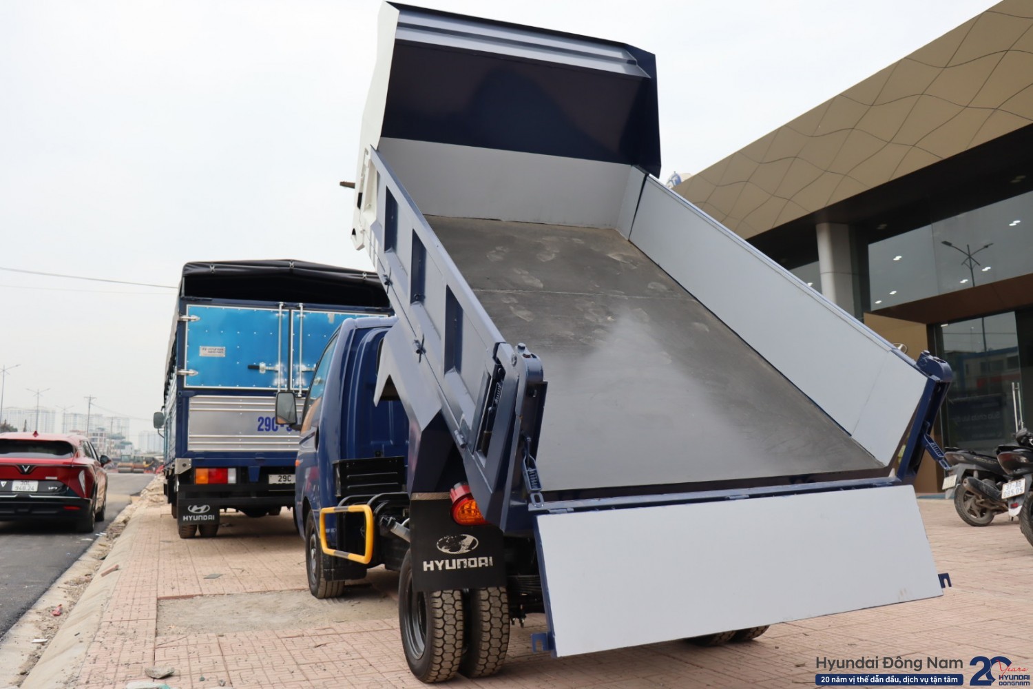 Hyundai Porter H150 ben tự đổ