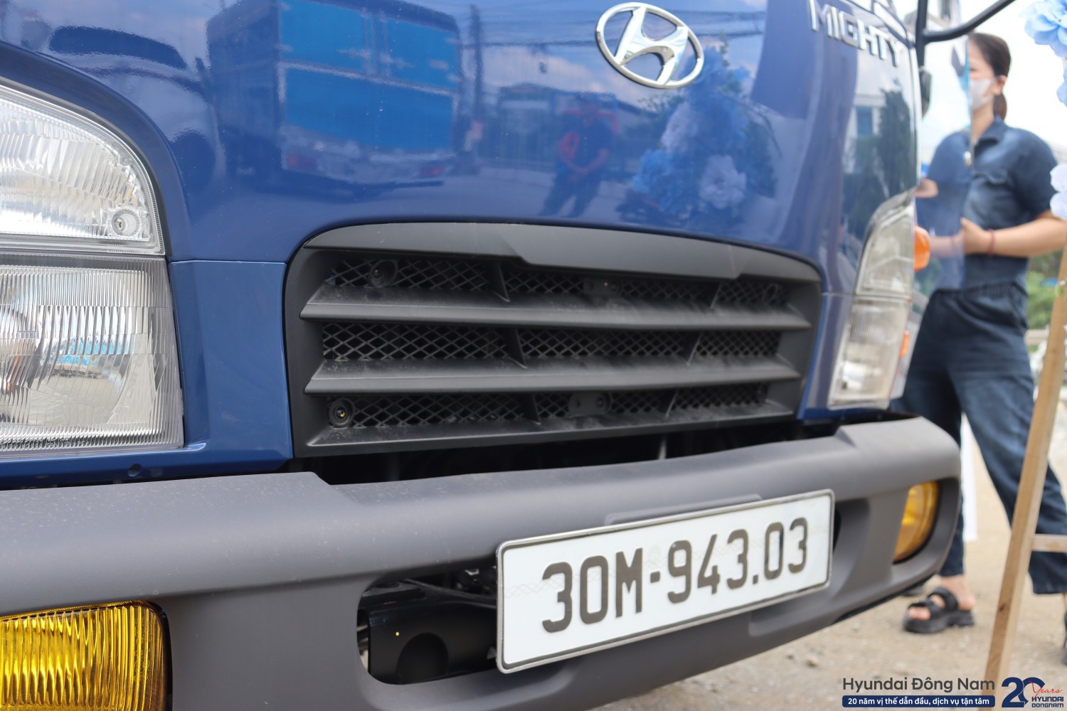 Hyundai N250SL thùng mui bạt inox