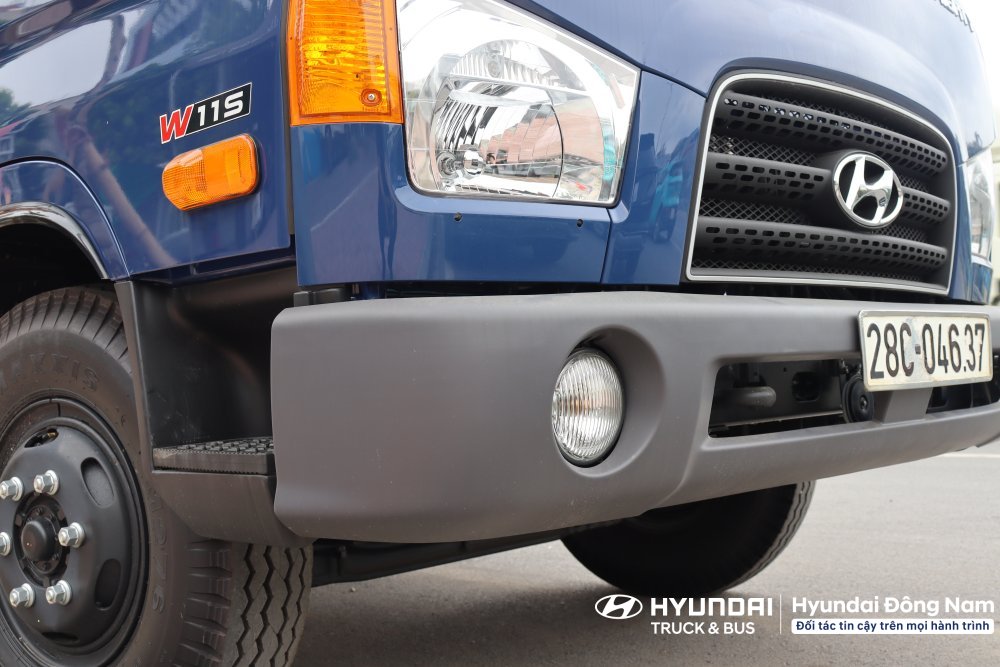Hyundai W11S thùng mui bạt inox