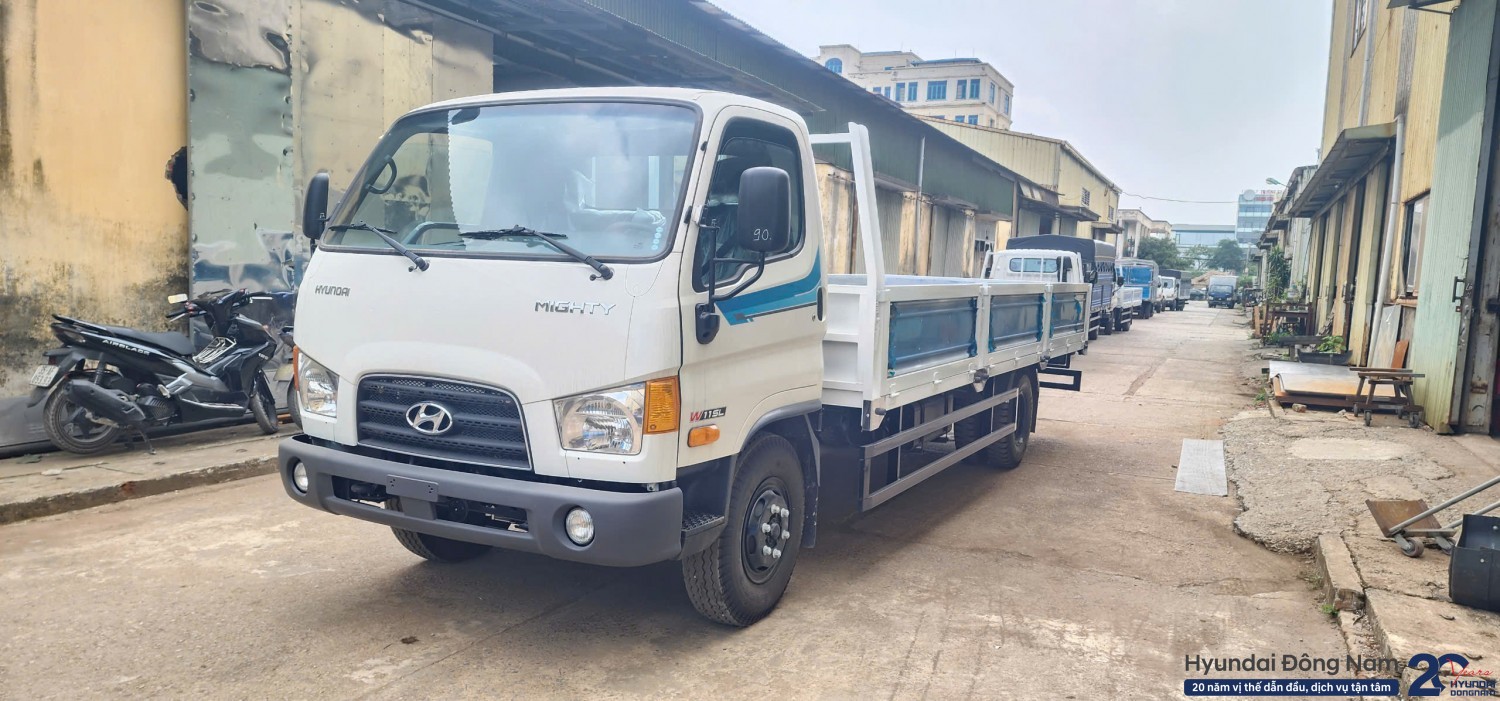 Hyundai Mighty W11SL thùng lửng