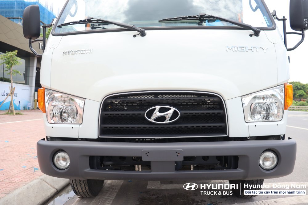 Hyundai W11XL thùng mui bạt inox